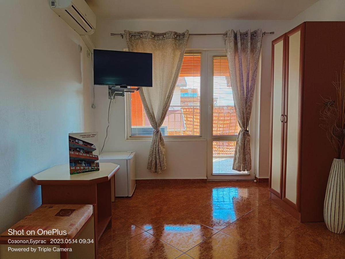 Moni 85 Family House Hotel Sozopol Ngoại thất bức ảnh