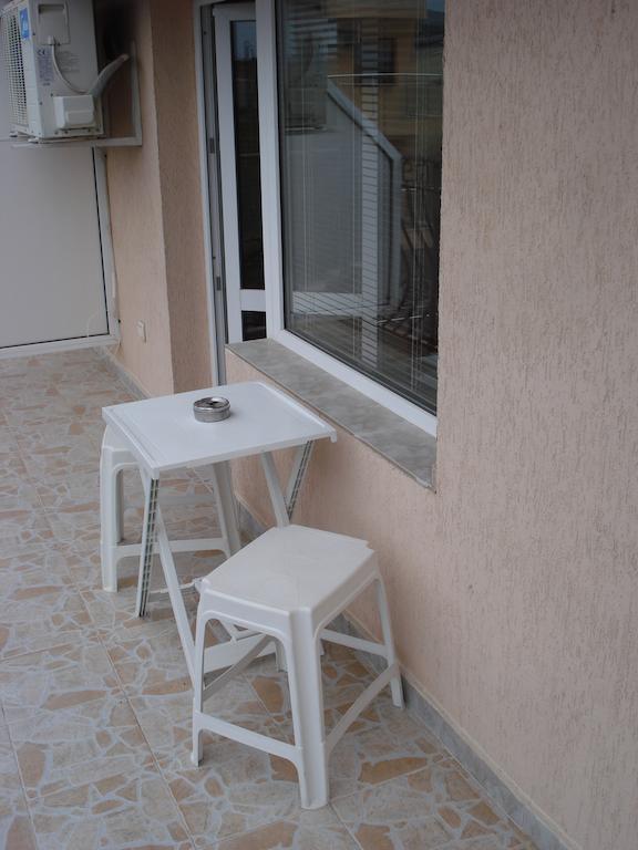Moni 85 Family House Hotel Sozopol Phòng bức ảnh